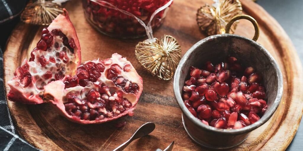 3 Miraculous Effects of Red Pomegranate