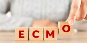 What is Extracorporeal Membrane Oxygenation? The Principles, Uses, Risks, and Costs of ECMO