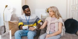 Have High Blood Pressure But Don’t Want to Take a Lot of Medicine? Take a Quick Look At the Ways to Lower Blood Pressure, and Let You Know 5 Lifestyle and Diet Suggestions